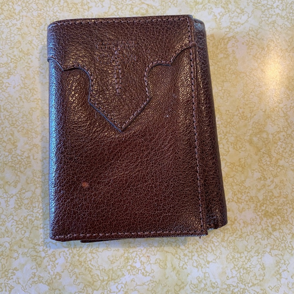 Dan Post leather trifold wallet- new without box